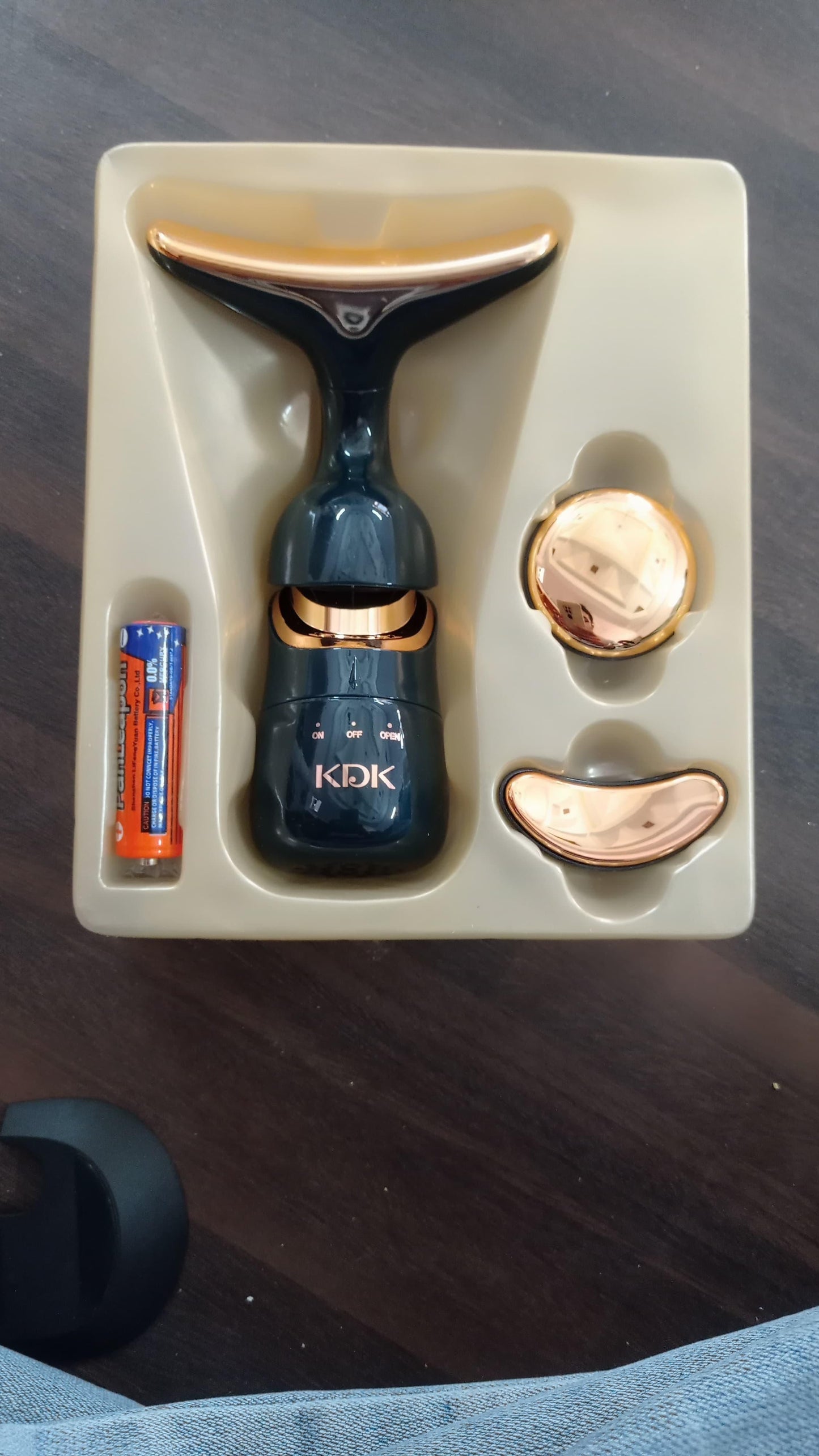 ByeArrow 2 In 1 Anti Wrinkles  Facial Massager For Skin Care